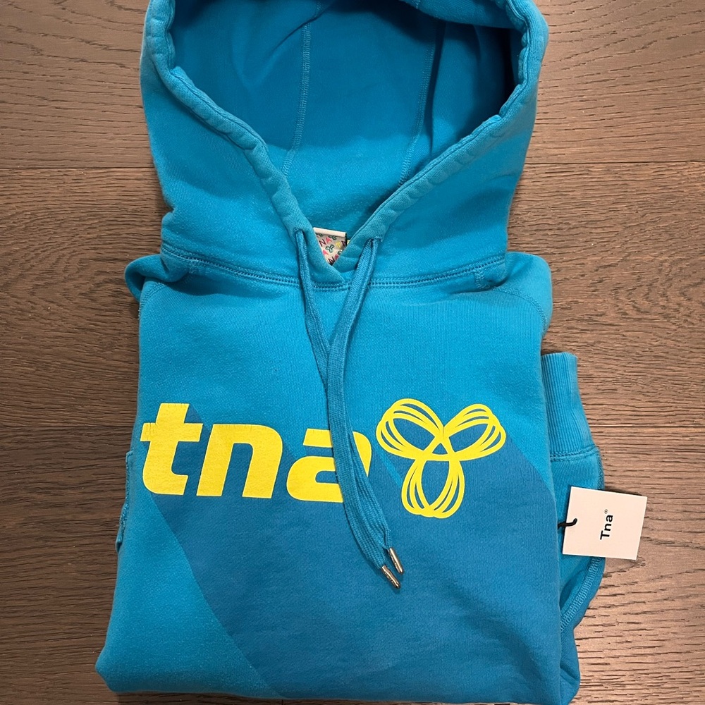 TNA girls hoodie sz XS NWT retail $85